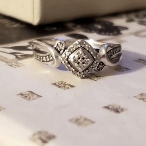 925 Size 6 Genuine Diamond Engagement/ Promise Ring